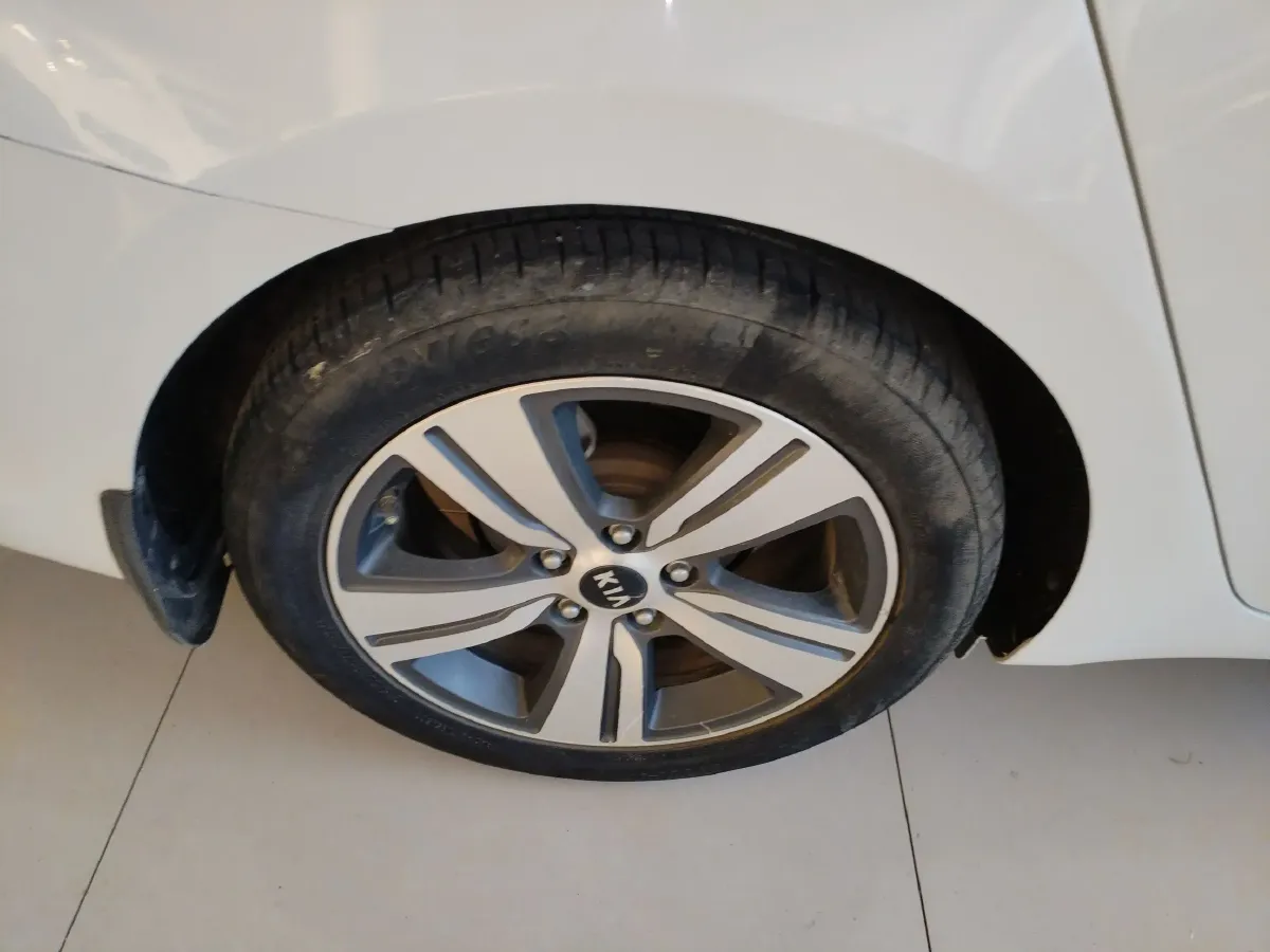 2017 Kia Cachet 1.8L 143HP L4 6AT,autocango,china used car exporter,china ev exporter,chinese used car exporter,chinese used ev exporter