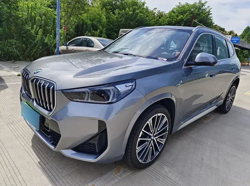 2023 BMW X1 2.0T 204HP L4 7DCT