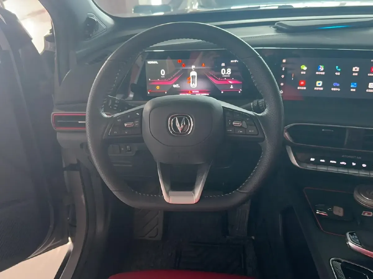 2020 ChangAn UNI-T 1.5T 180HP L4 7DCT,autocango,china used car exporter,china ev exporter,chinese used car exporter,chinese used ev exporter