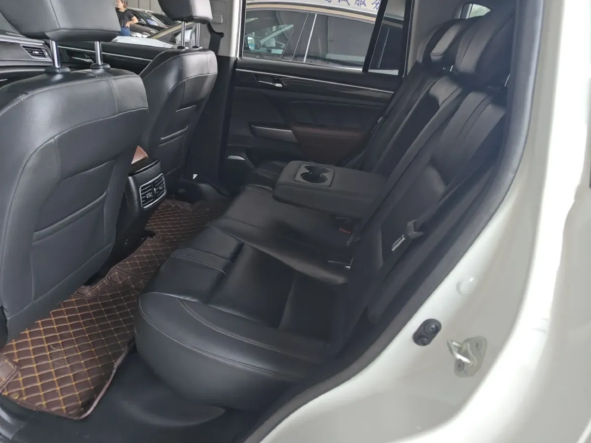 2017 GAC Trumpchi GS7 2.0T 201HP L4 6AT,autocango,china used car exporter,china ev exporter,chinese used car exporter,chinese used ev exporter