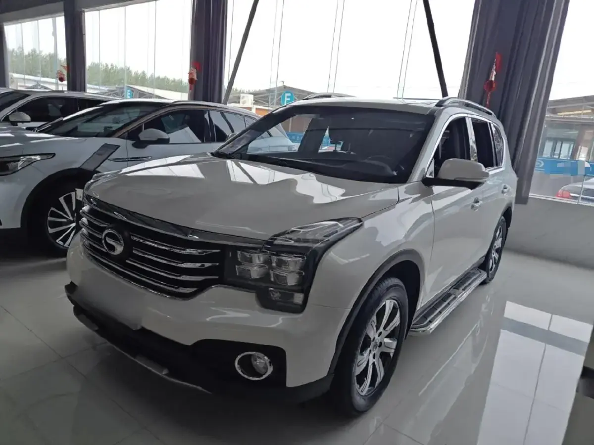 2017 GAC Trumpchi GS7 2.0T 201HP L4 6AT