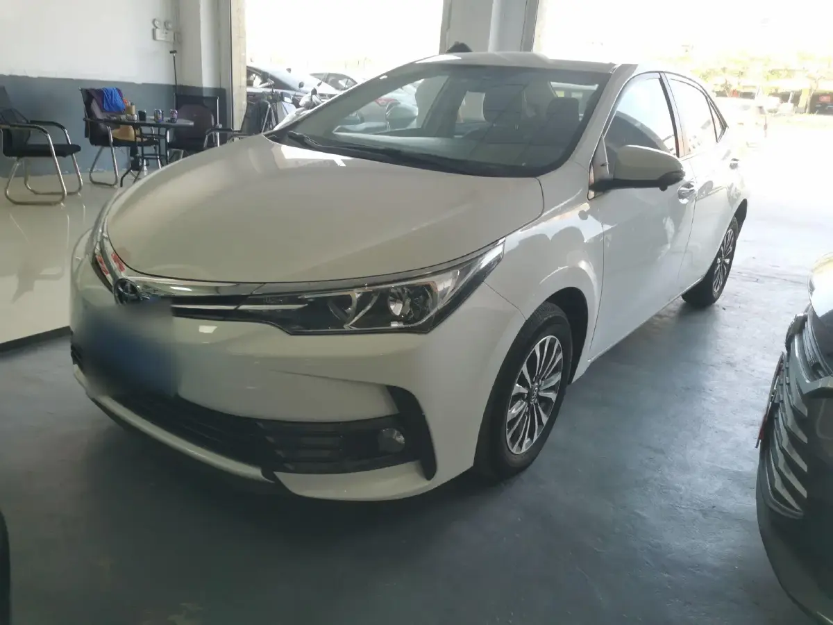 2017 Toyota Corolla 1.2T 116HP L4 CVT