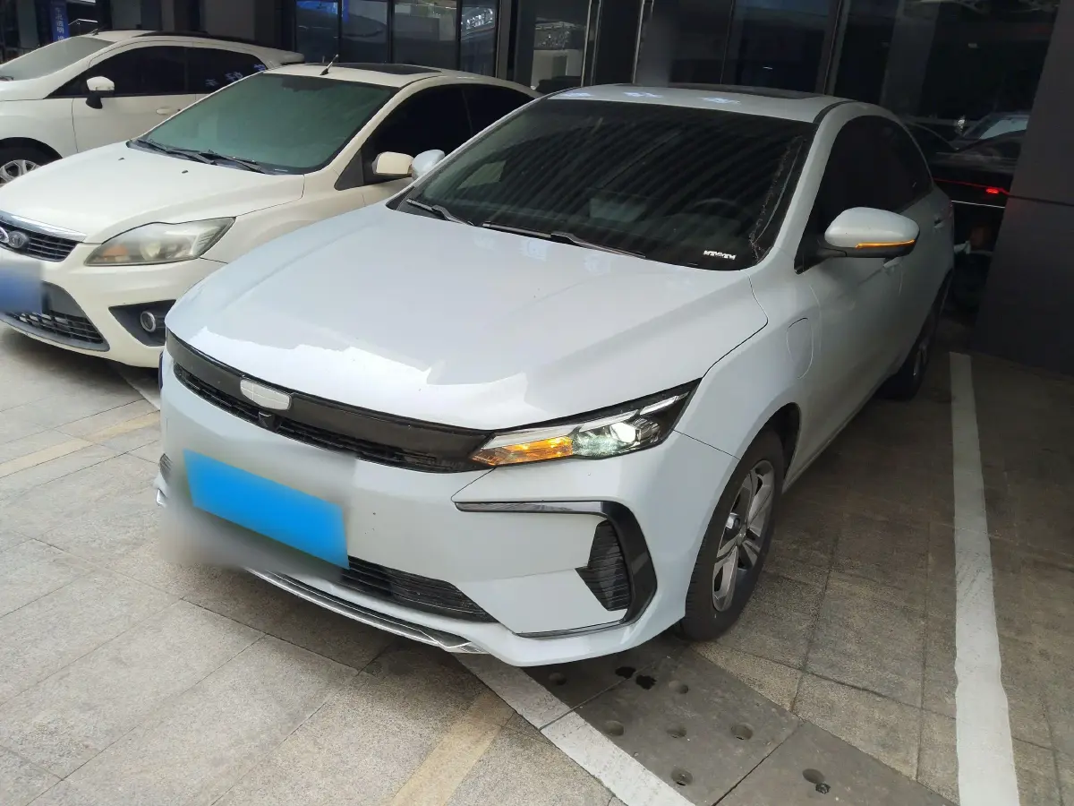 2024 Geely Emgrand L HiP 1.5T 181HP L4 3DHT PHEV 15.5KWH