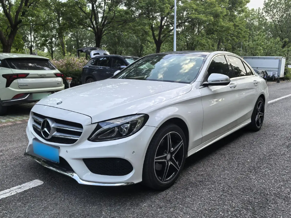 2016 Mercedes-Benz C Class 2.0T 184HP L4 7AT