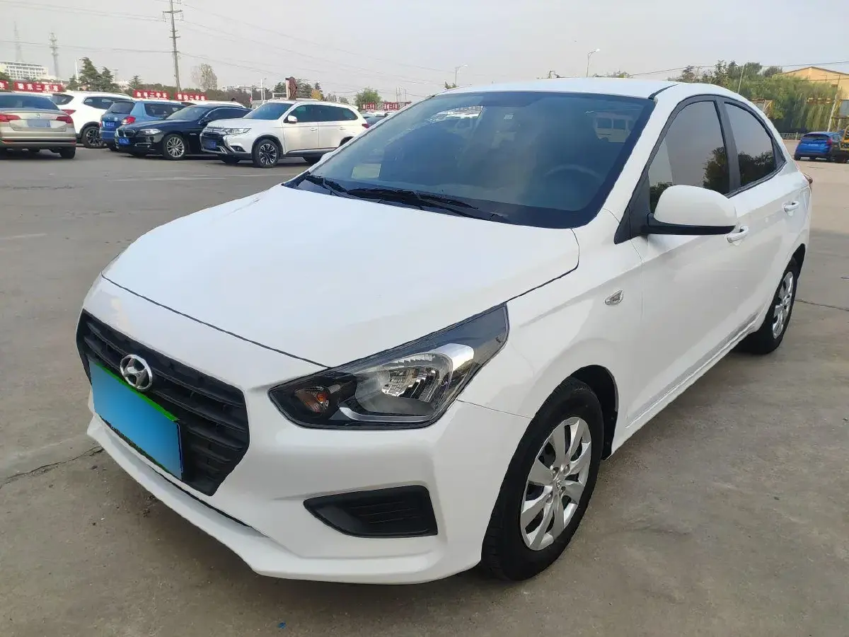 2020 Hyundai Reina 1.4L 95HP L4 5MT