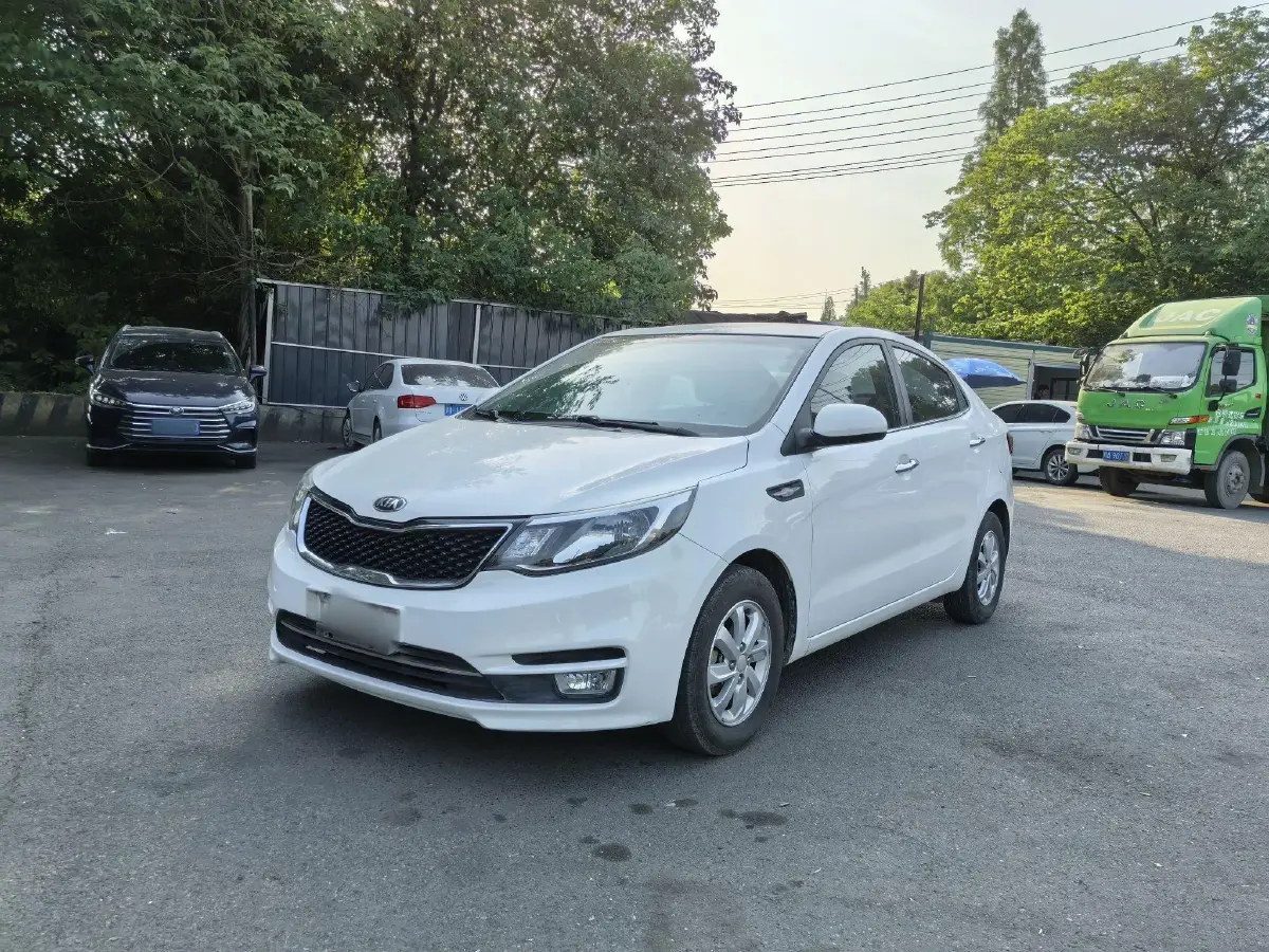 2015 Kia K2 1.4L 107HP L4 5MT