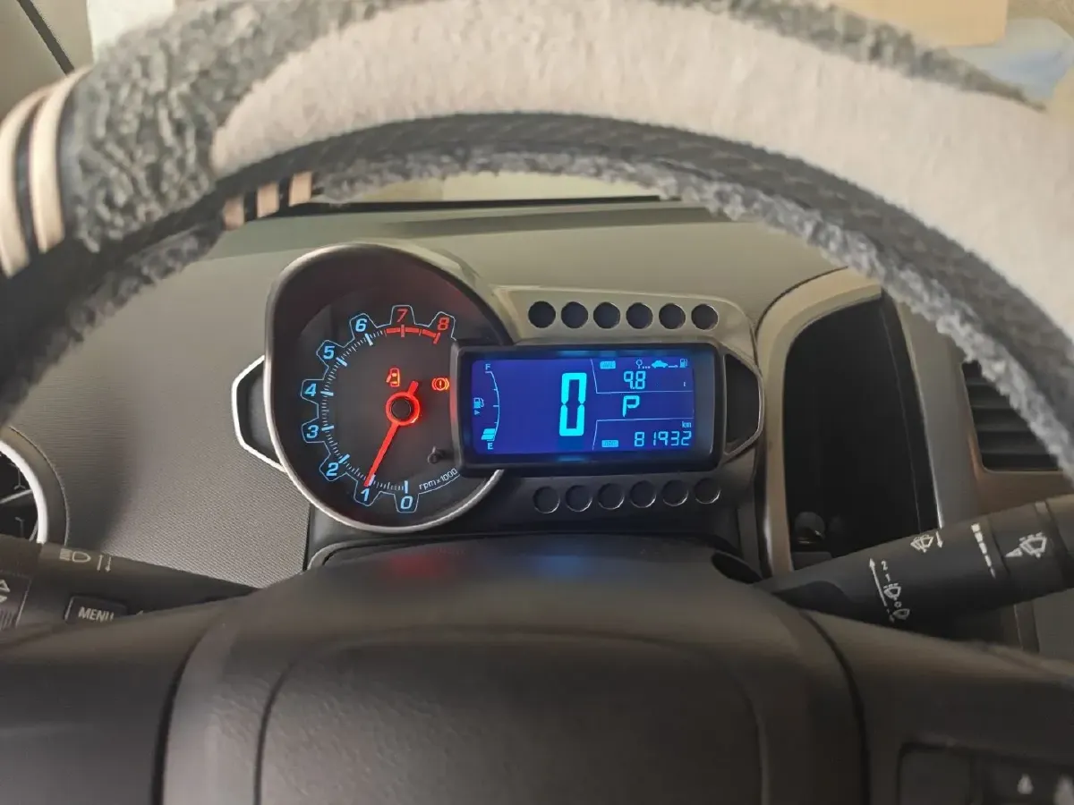 2011 Chevrolet Aveo 1.6L 121HP L4 6AT,autocango,china used car exporter,china ev exporter,chinese used car exporter,chinese used ev exporter