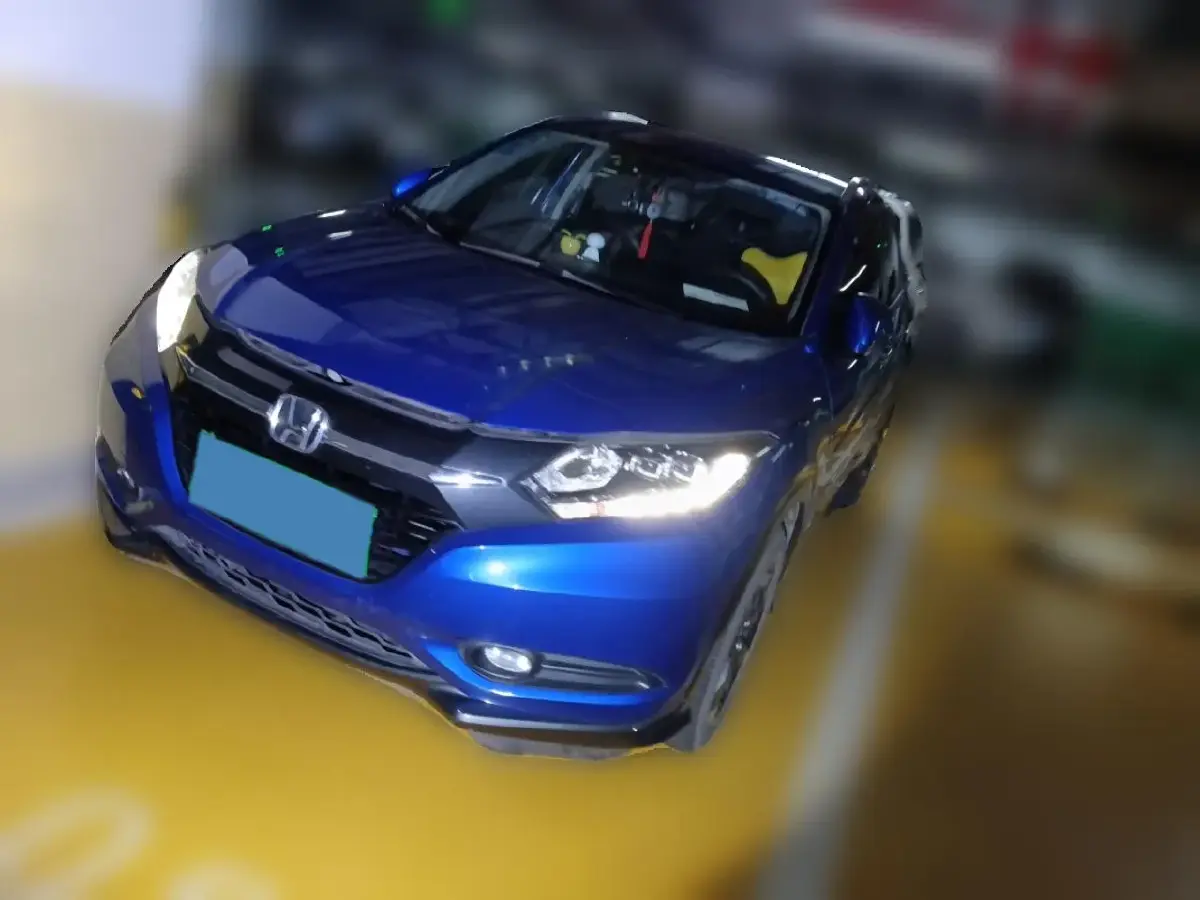 2015 Honda Vezel 1.8L 136HP L4 CVT