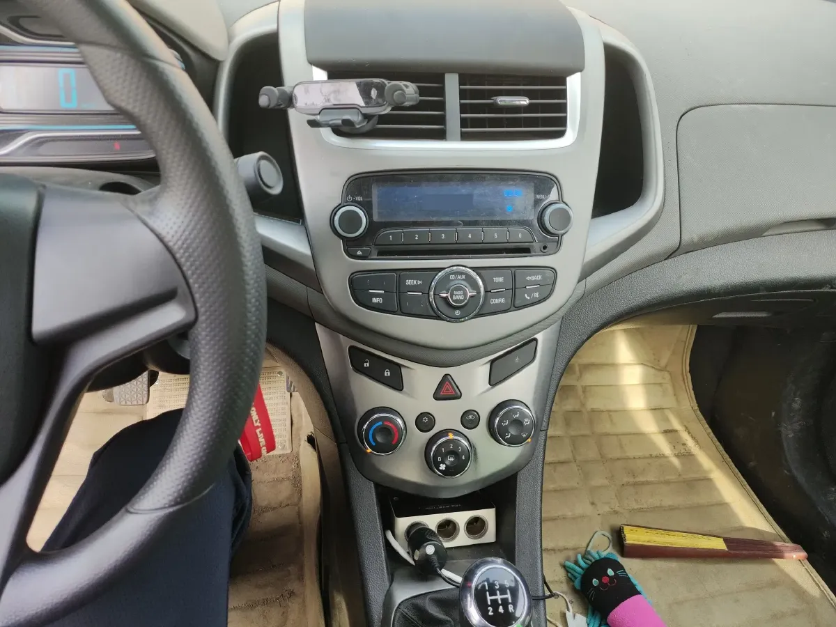 2014 Chevrolet Aveo 1.4L 103HP L4 5MT,autocango,china used car exporter,china ev exporter,chinese used car exporter,chinese used ev exporter