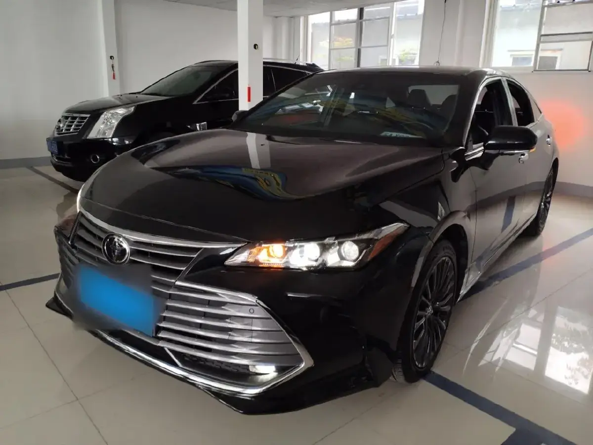 2019 Toyota Avalon 2.0L 178HP L4 CVT