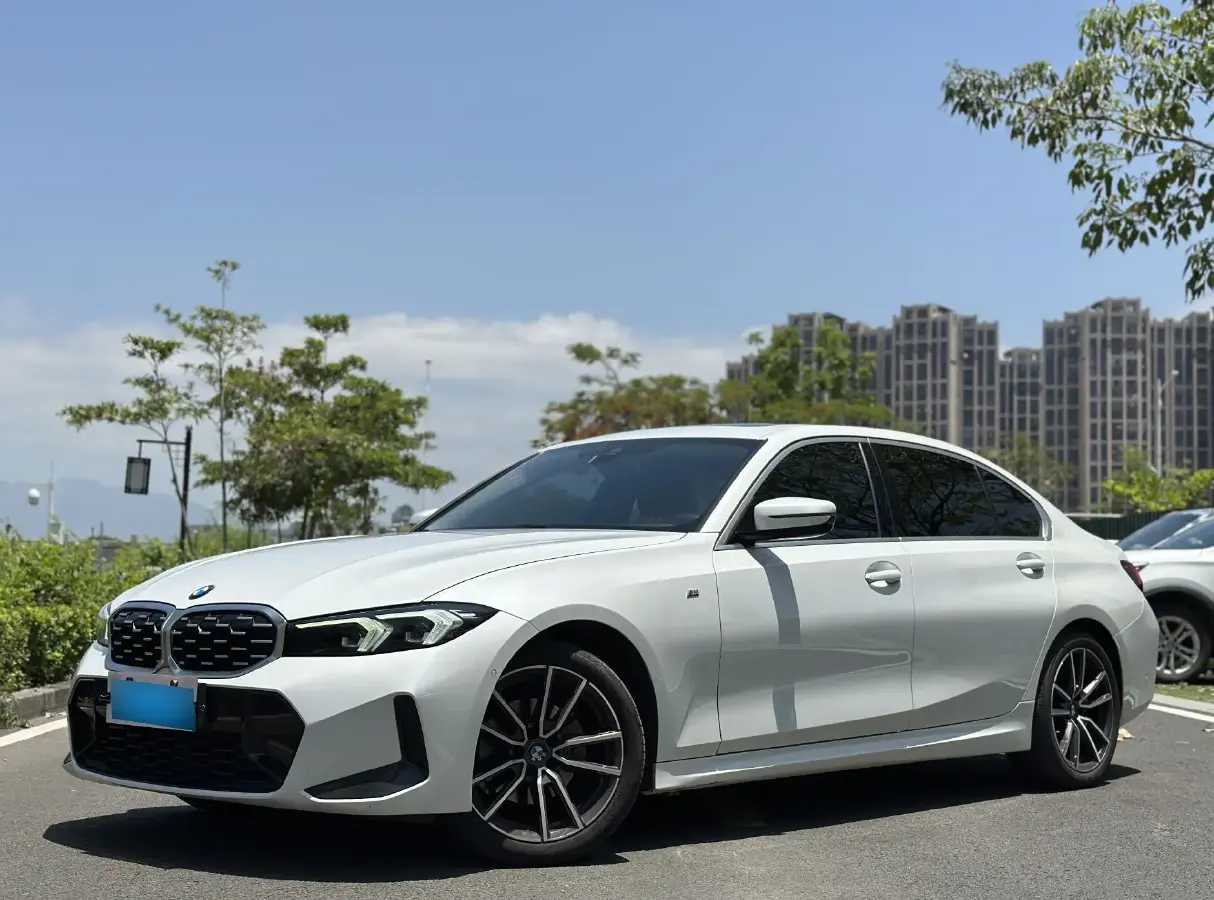 2023 BMW 3 Series 2.0T 184HP L4 8AT