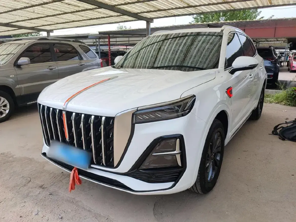 2023 HongQi HS5 2.0T 252HP L4 8AT