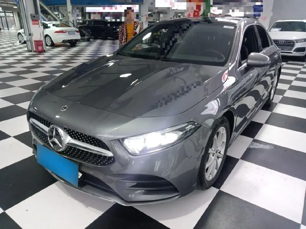 2021 Mercedes-Benz A Class 1.3T 163HP L4 7DCT