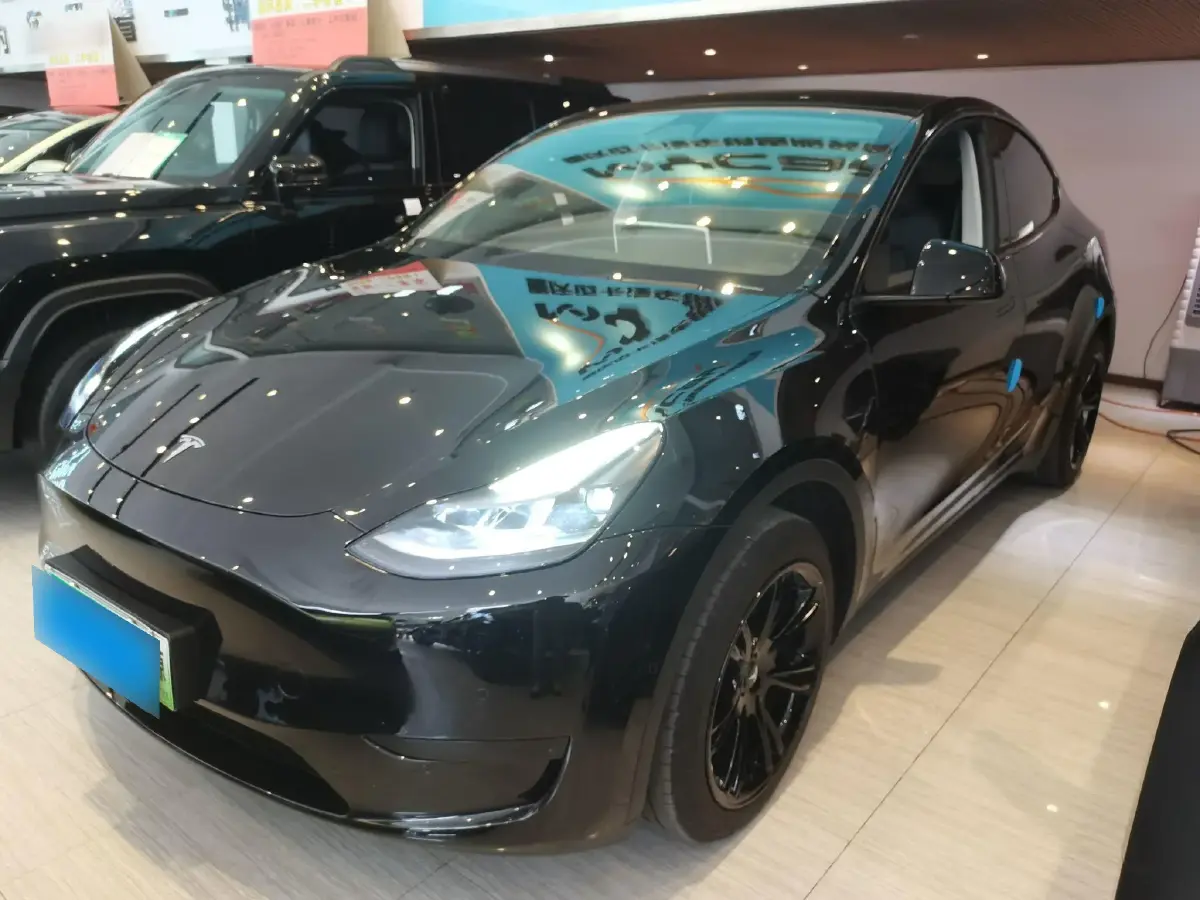 2023 Tesla Model Y BEV 60KWH