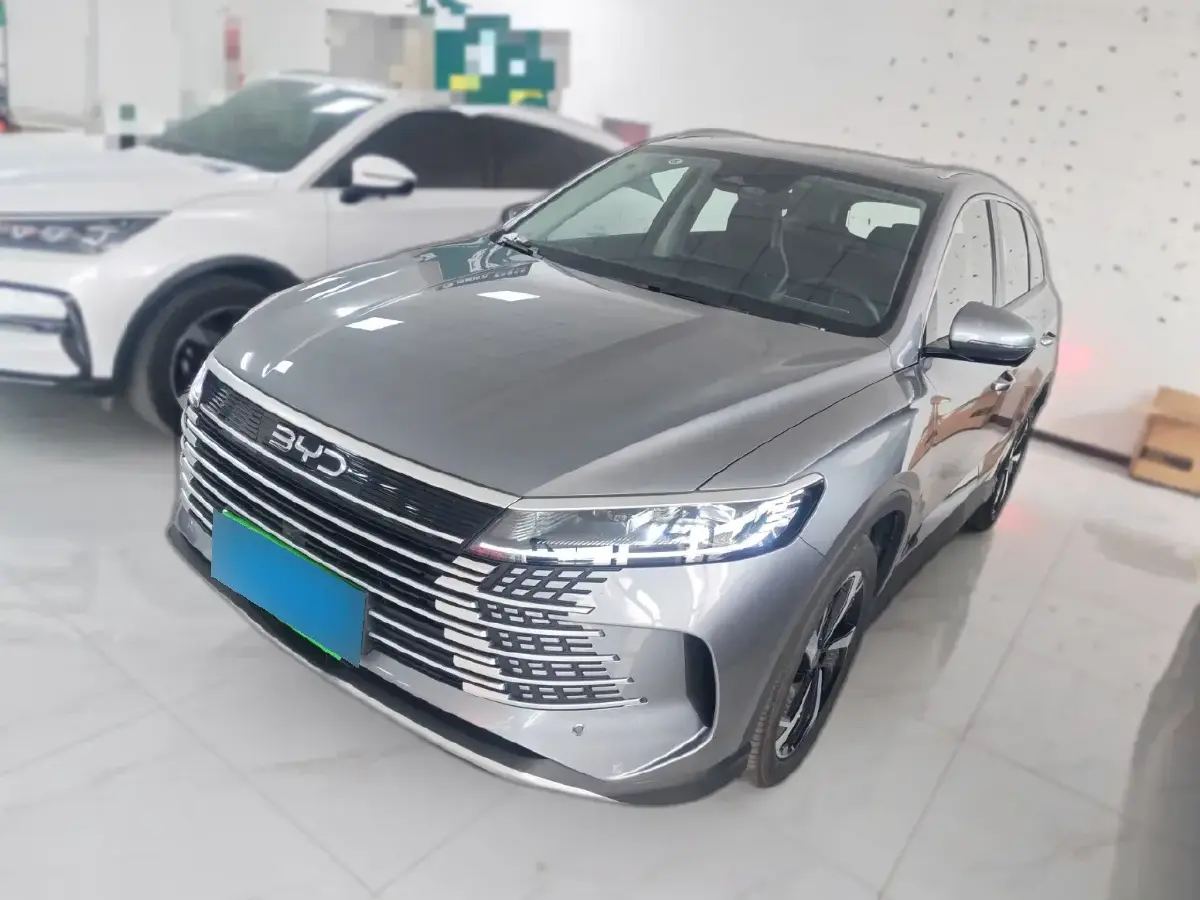 2025 BYD Sea Lion 05 DM-i 1.5L 101HP L4 E-CVT PHEV 18.3KWH