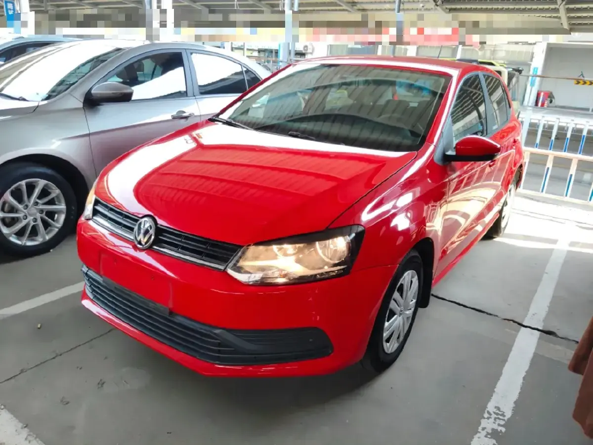 2016 Volkswagen Polo 1.4L 90HP L4 6AT