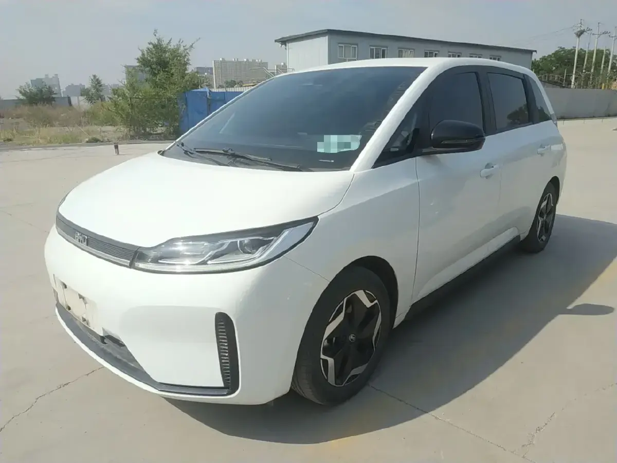 2022 BYD D1 BEV 53.6KWH