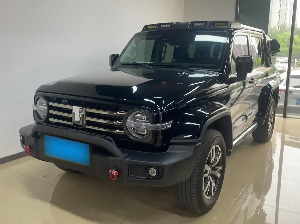 2024 Tank 300 2.0T 252HP L4 9AT