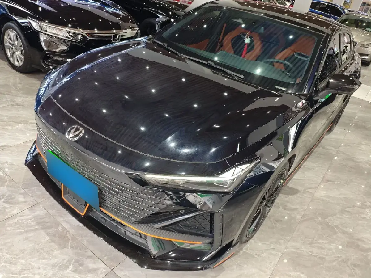 2023 ChangAn UNI-V 1.5T 188HP L4 7DCT