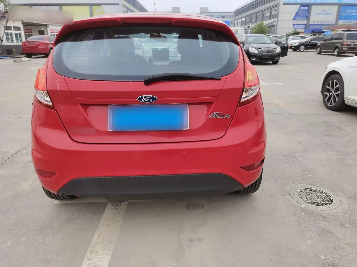 2013 Ford Fiesta 1.5L 110HP L4 6DCT,autocango,china used car exporter,china ev exporter,chinese used car exporter,chinese used ev exporter