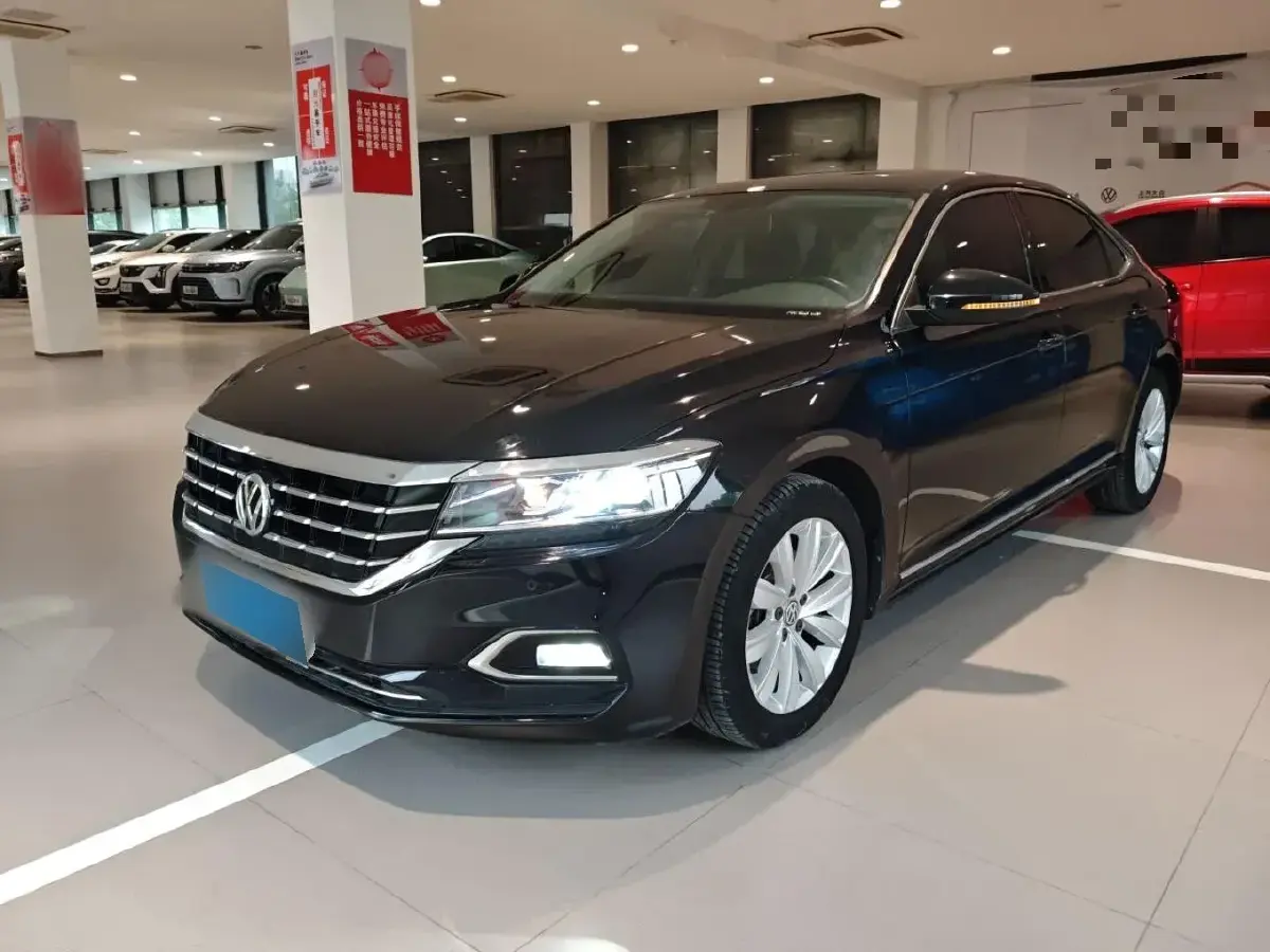2019 Volkswagen Passat 2.0T 186HP L4 7DCT