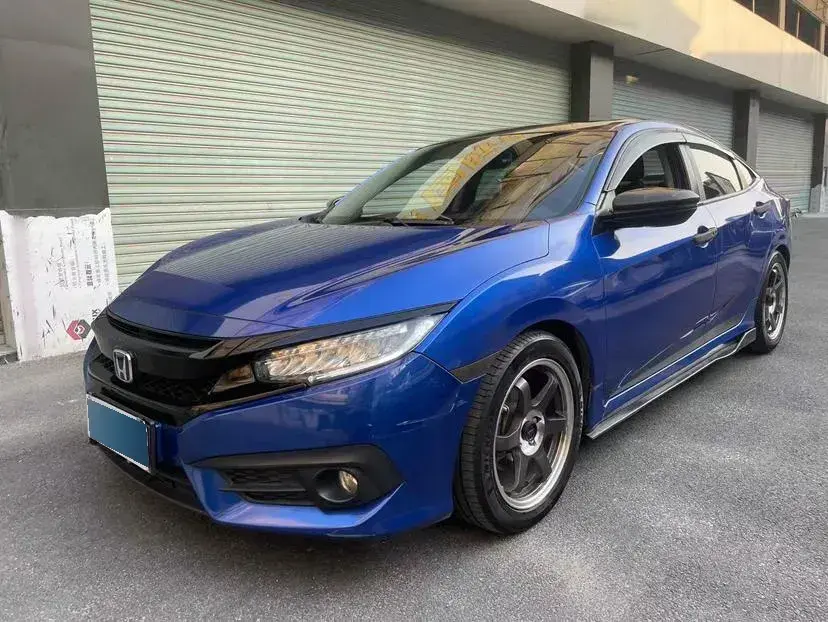 2016 Honda Civic 1.5T 177HP L4 CVT