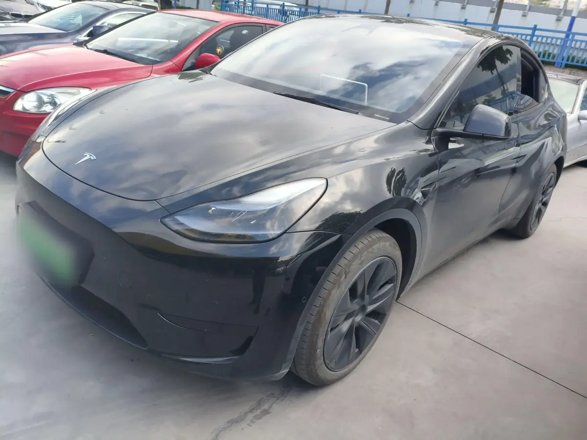 2023 Tesla Model Y BEV 60KWH