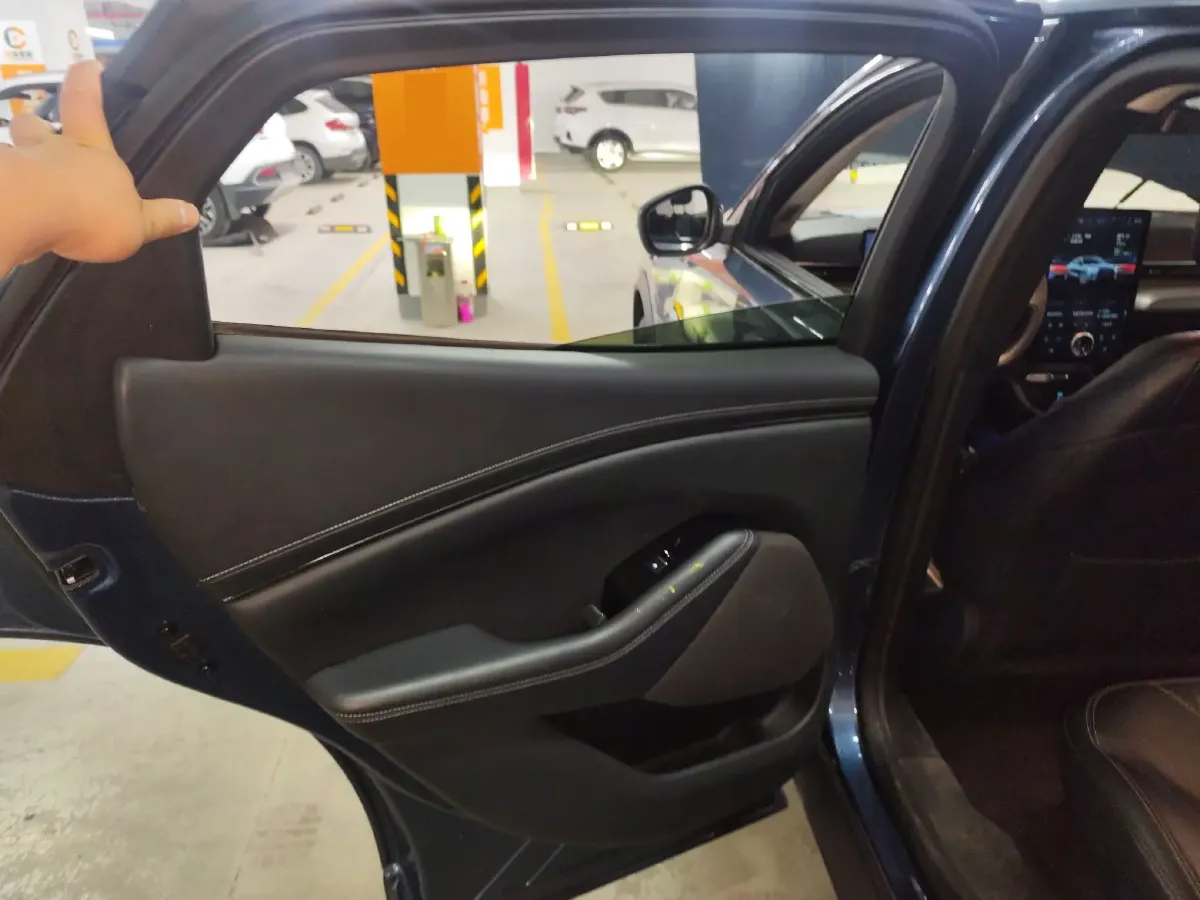 2021 Ford Mustang Mach-E BEV 61.5KWH,autocango,china used car exporter,china ev exporter,chinese used car exporter,chinese used ev exporter