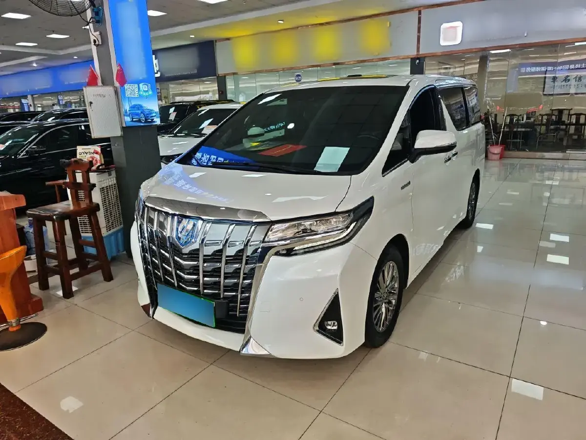 2019 Toyota Alphard 2.5L 117HP L4 E-CVT Hybrid