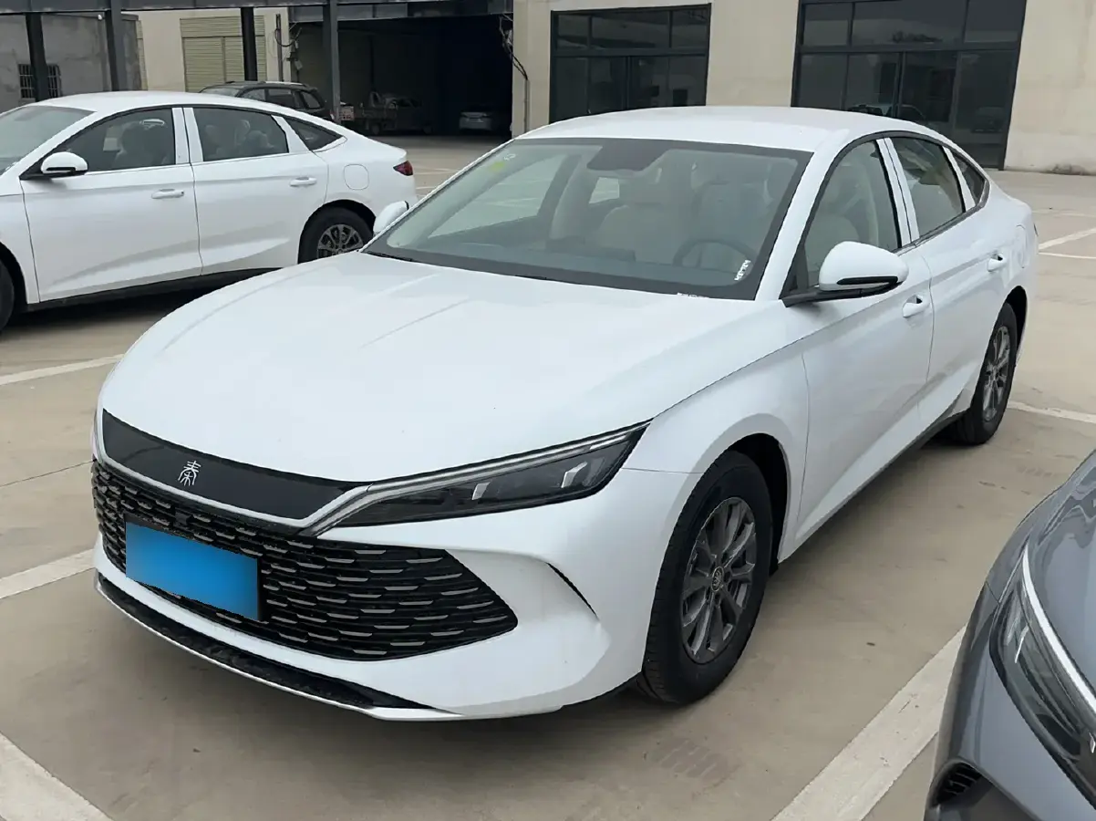 2024 BYD QinL 1.5L 101HP L4 E-CVT PHEV 10.08KWH