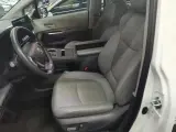 2023 Toyota Granvia 2.5L 189HP L4 E-CVT Hybrid,autocango,china used car exporter,china ev exporter,chinese used car exporter,chinese used ev exporter