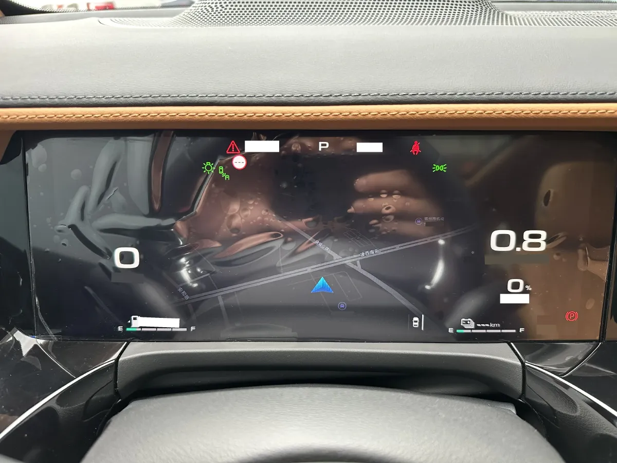 2024 Tank 500 2.0T 252HP L4 9AT PHEV 37.1/36.7KWH,autocango,china used car exporter,china ev exporter,chinese used car exporter,chinese used ev exporter