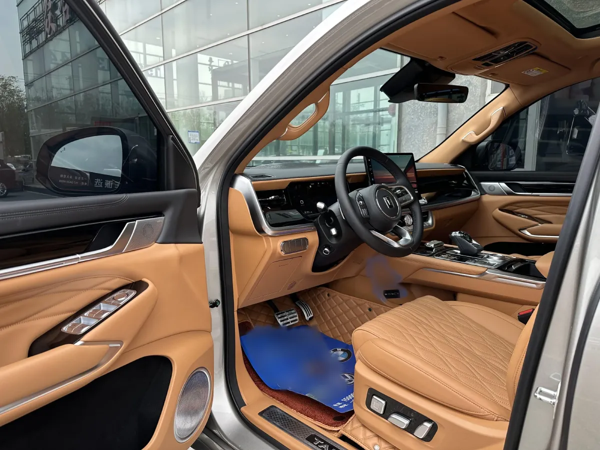 2024 Tank 500 2.0T 252HP L4 9AT PHEV 37.1/36.7KWH,autocango,china used car exporter,china ev exporter,chinese used car exporter,chinese used ev exporter