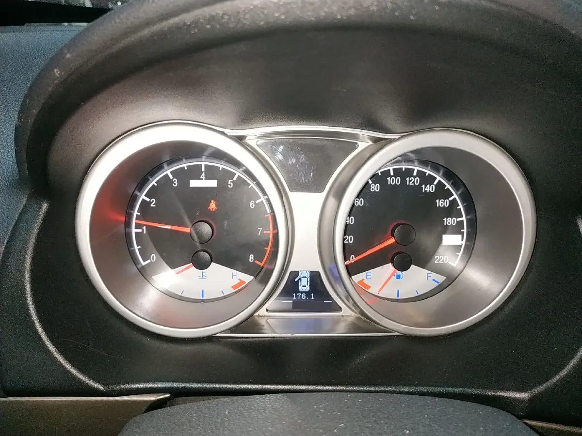 2013 Geely GX7 2.0L 141HP L4 6AT,autocango,china used car exporter,china ev exporter,chinese used car exporter,chinese used ev exporter