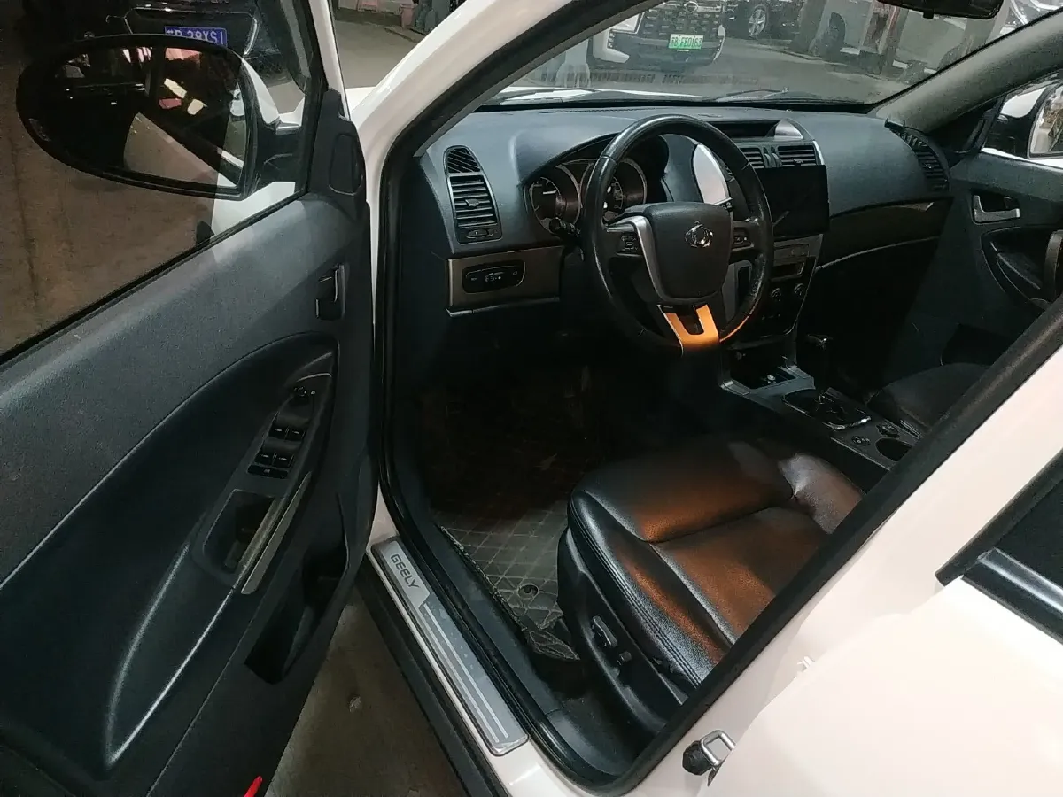 2013 Geely GX7 2.0L 141HP L4 6AT,autocango,china used car exporter,china ev exporter,chinese used car exporter,chinese used ev exporter