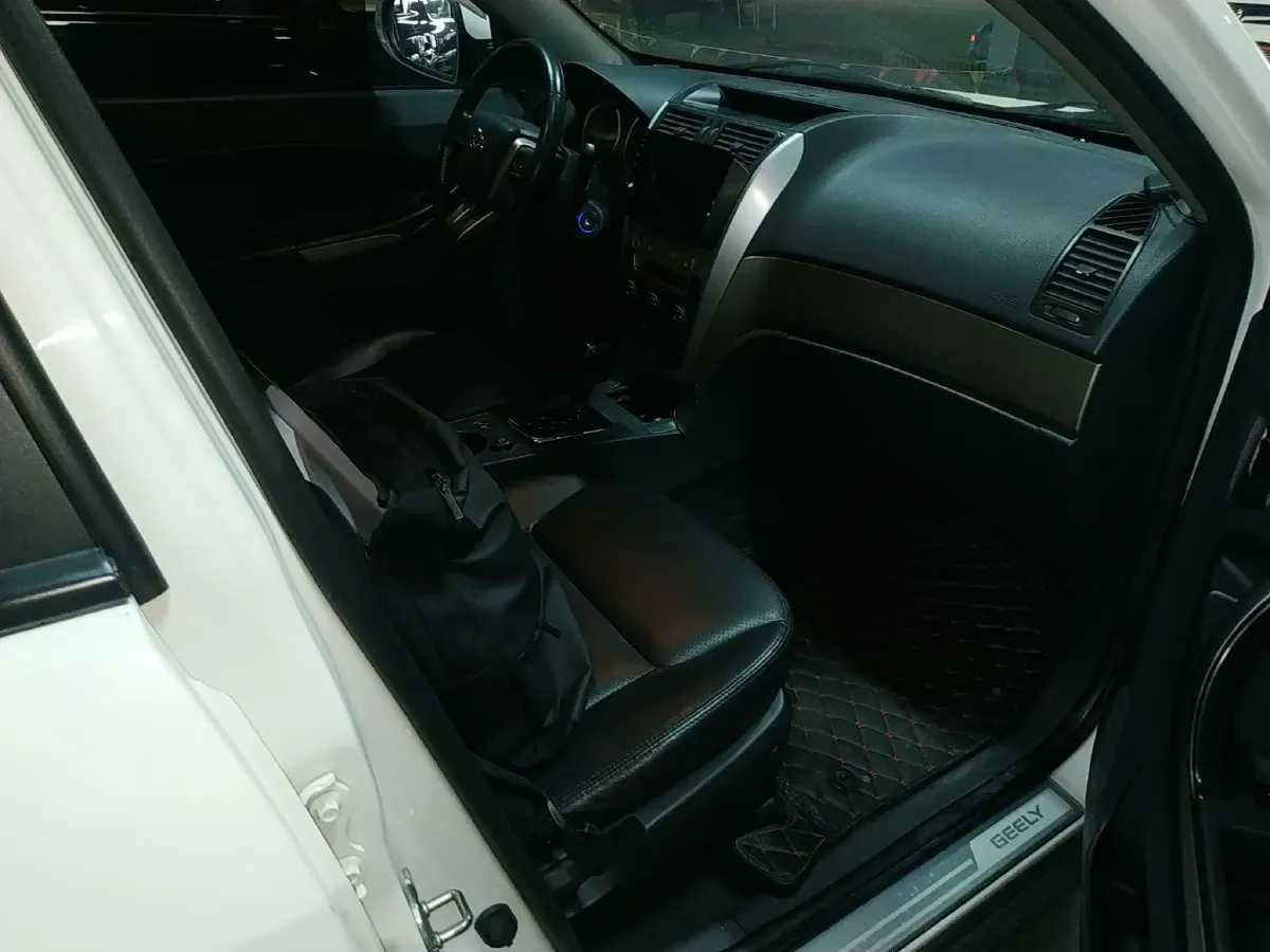 2013 Geely GX7 2.0L 141HP L4 6AT,autocango,china used car exporter,china ev exporter,chinese used car exporter,chinese used ev exporter