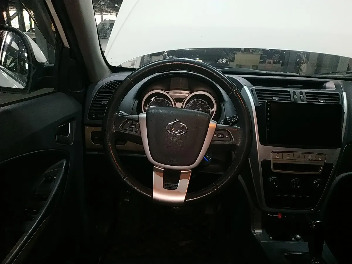 2013 Geely GX7 2.0L 141HP L4 6AT,autocango,china used car exporter,china ev exporter,chinese used car exporter,chinese used ev exporter