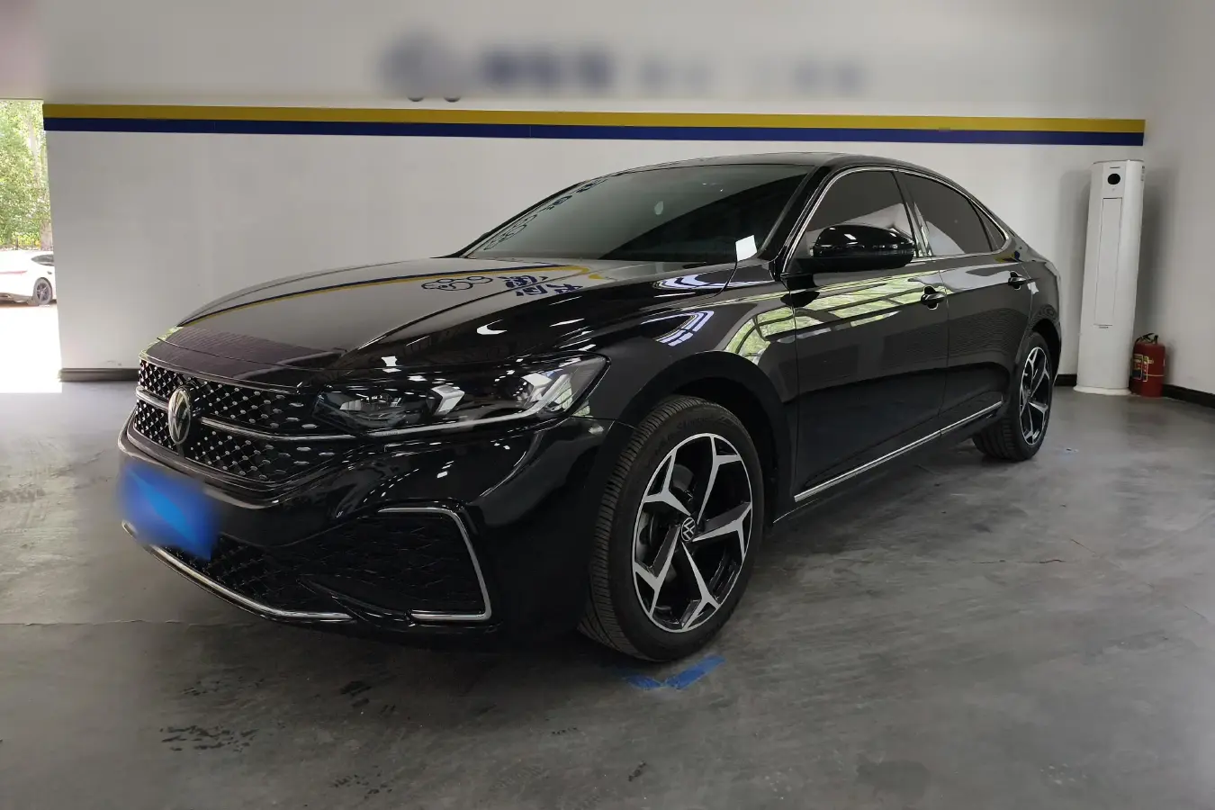 2023 Volkswagen Passat 2.0T 186HP L4 7DCT