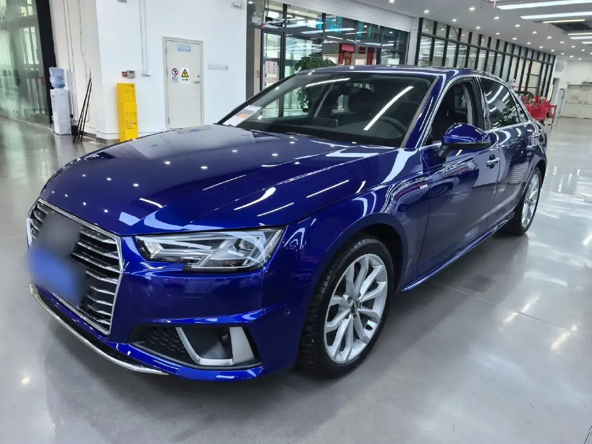 2019 Audi A4L 2.0T 190HP L4 7DCT