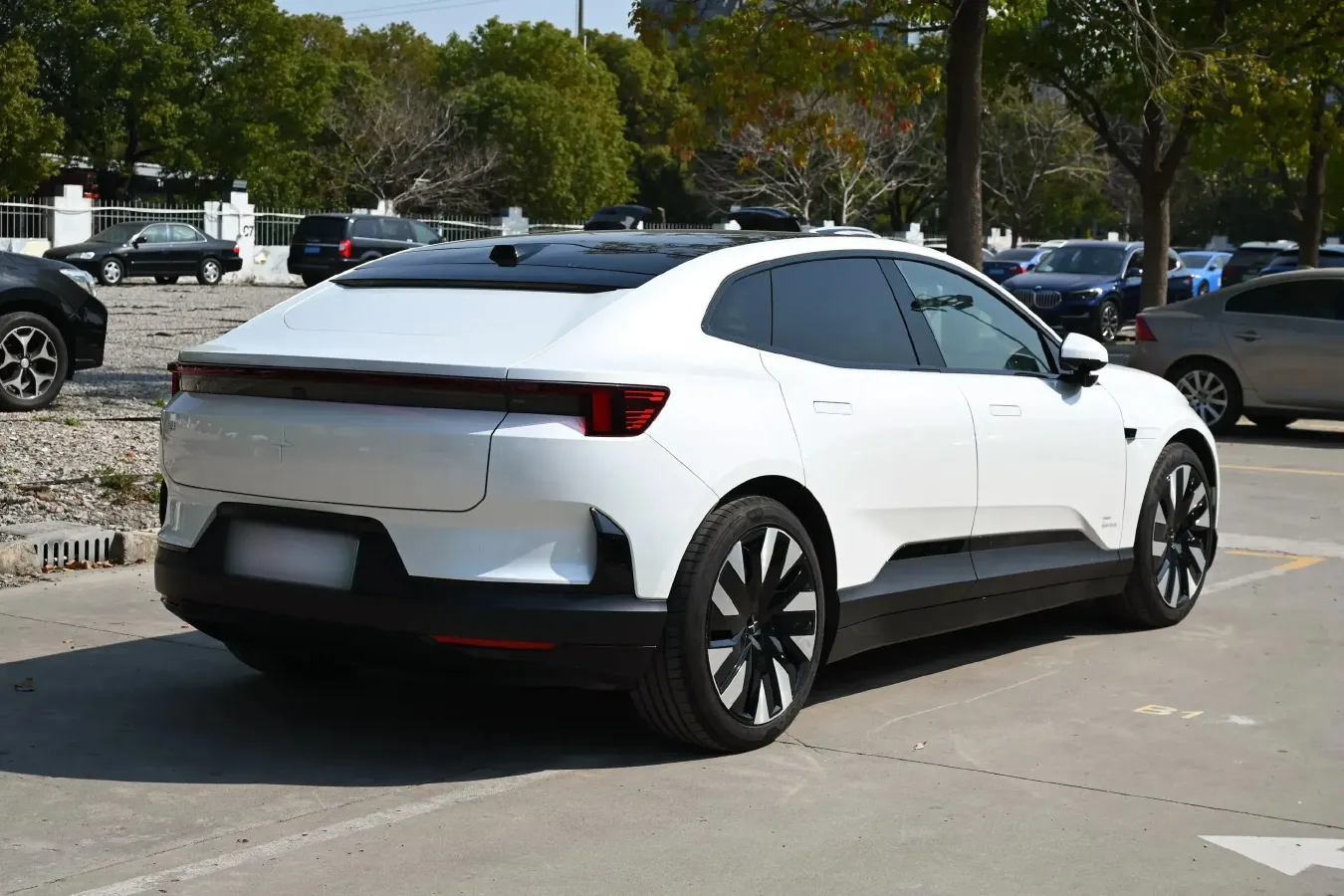 2023 Polestar 4 BEV 86KWH,autocango,china used car exporter,china ev exporter,chinese used car exporter,chinese used ev exporter