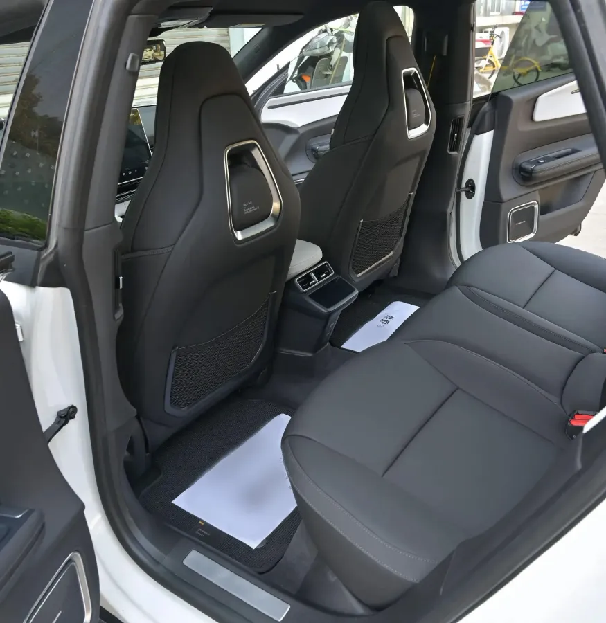 2023 Polestar 4 BEV 86KWH,autocango,china used car exporter,china ev exporter,chinese used car exporter,chinese used ev exporter