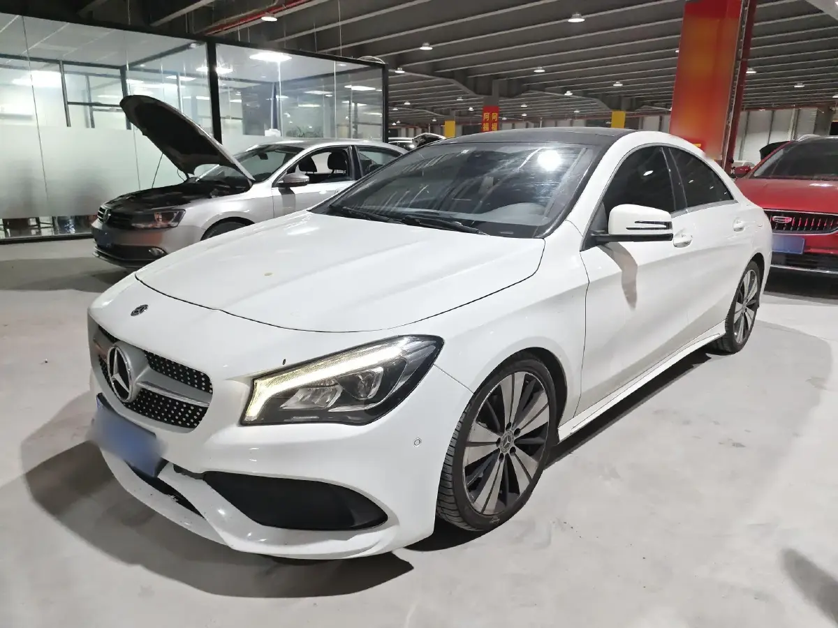 2018 Mercedes-Benz CLA Class 1.6T 156HP L4 7DCT