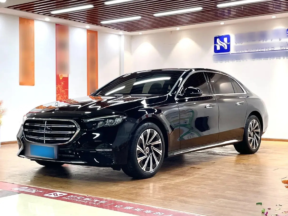 2025 Mercedes-Benz E Class 2.0T 258HP L4 9AT