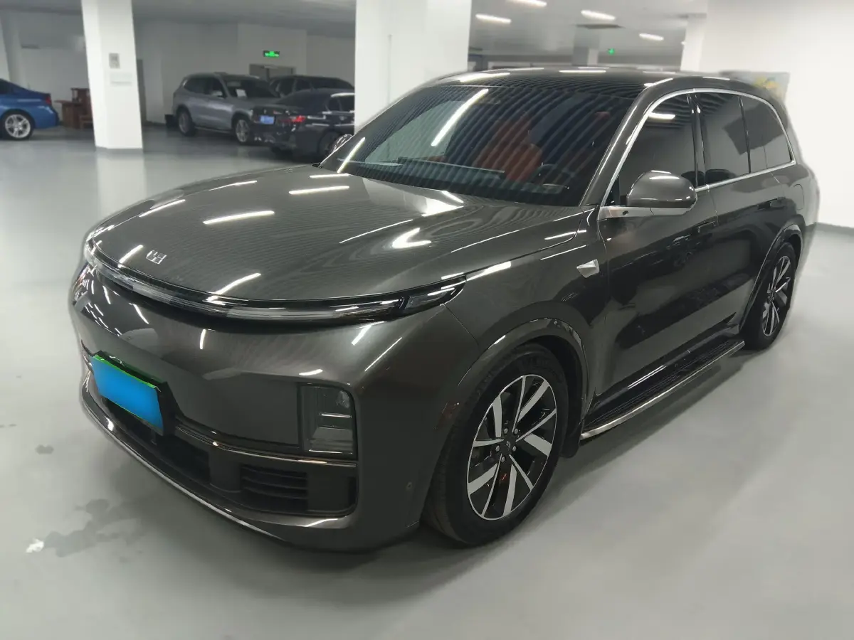 2023 Li L8 Range Extended 154HP REEV 40.9KWH
