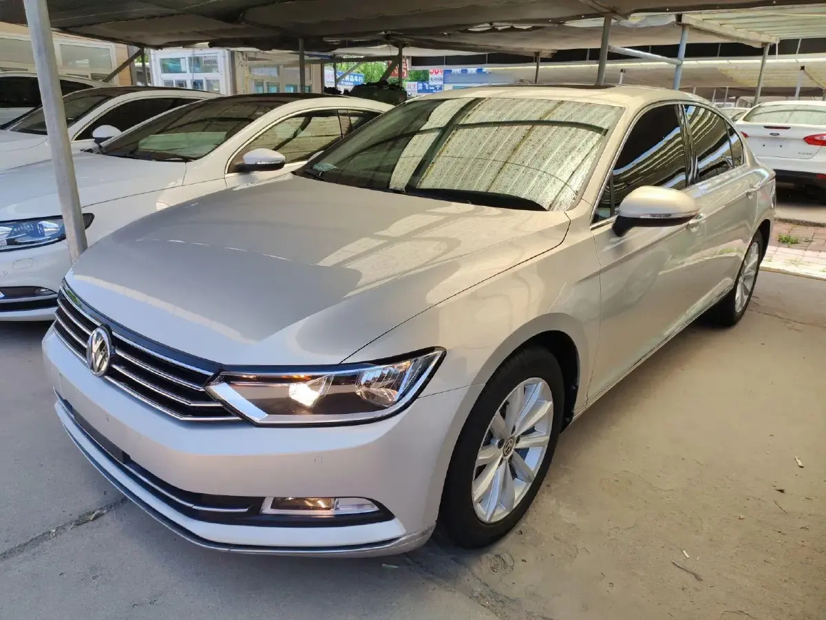 2017 Volkswagen Magotan 1.8T 180HP L4 7DCT