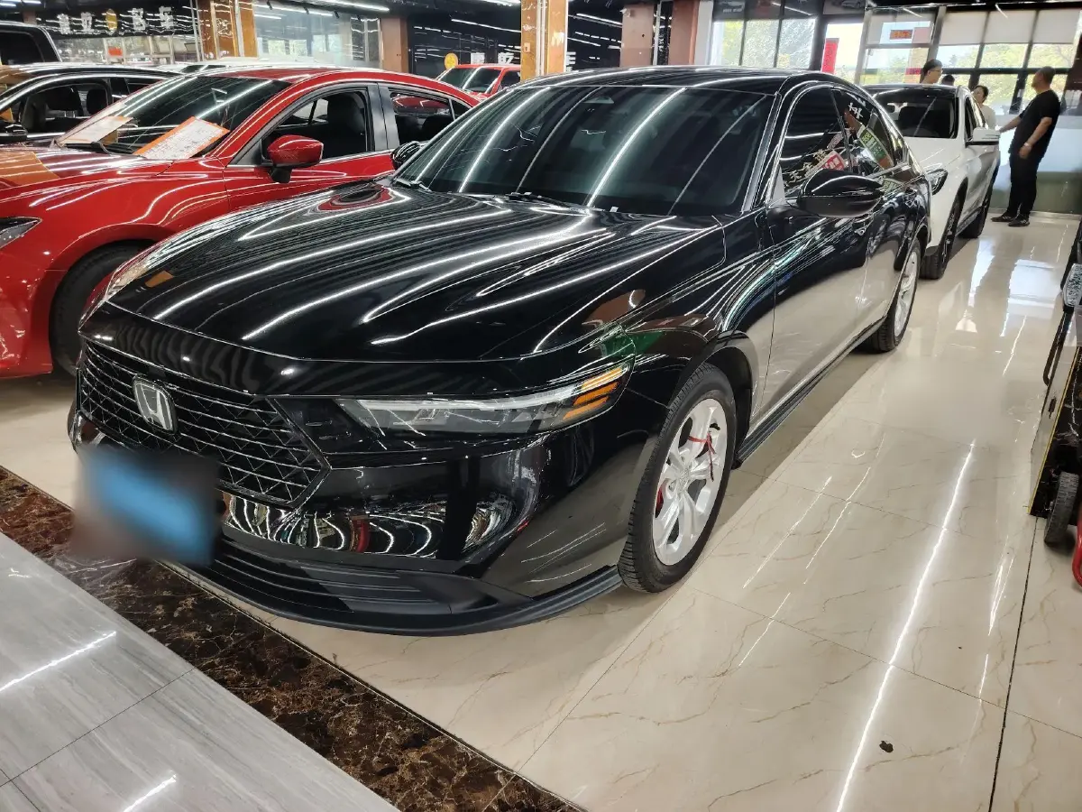 2024 Honda Accord 1.5T 192HP L4 CVT