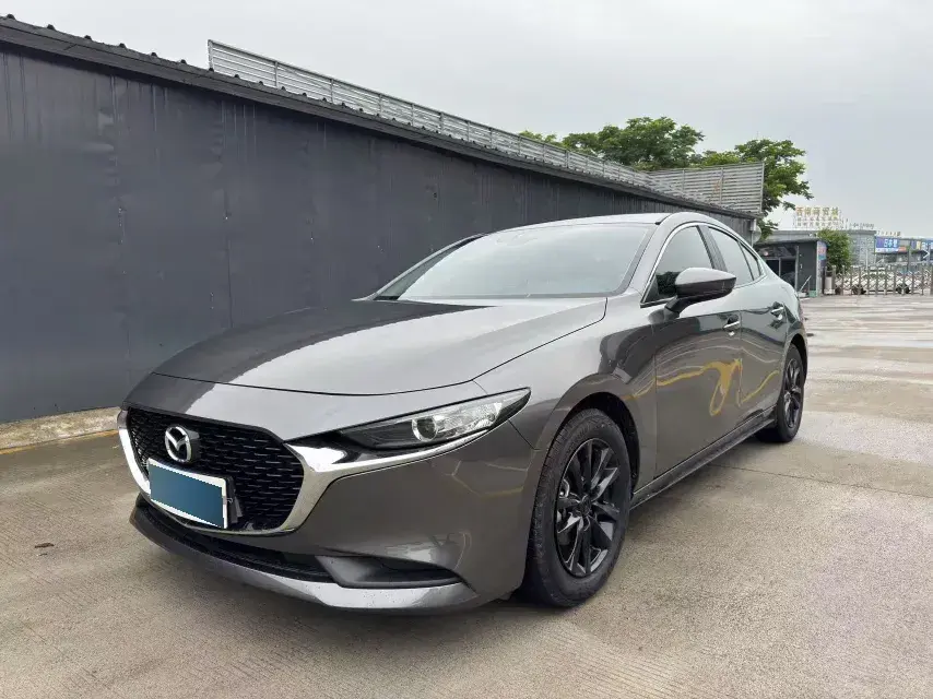 2021 Mazda 3 Axela 2.0L 158HP L4 6AT