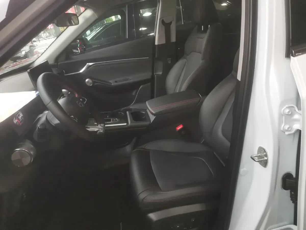 2022 GAC Trumpchi Emkoo 1.5T 177HP L4 7DCT,autocango,china used car exporter,china ev exporter,chinese used car exporter,chinese used ev exporter