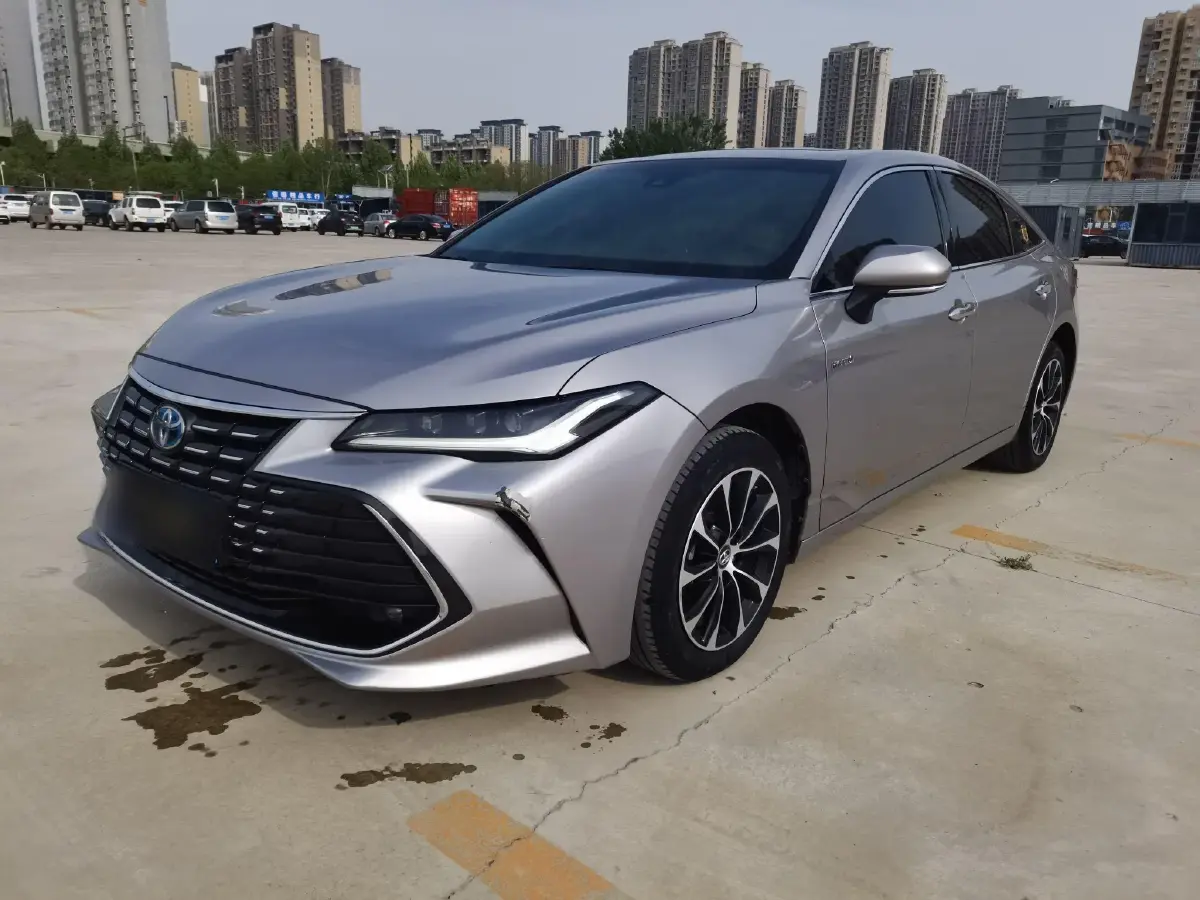2023 Toyota Avalon 2.5L 178HP L4 E-CVT Hybrid