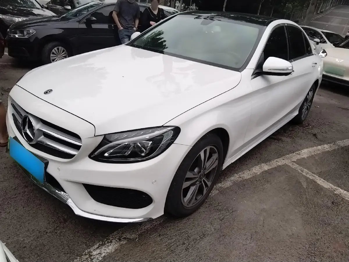 2018 Mercedes-Benz C Class 2.0T 184HP L4 9AT